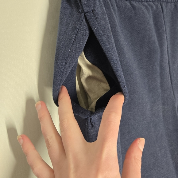 Vintage Russell Athletic Navy Sweatpants - Picture 4 of 8